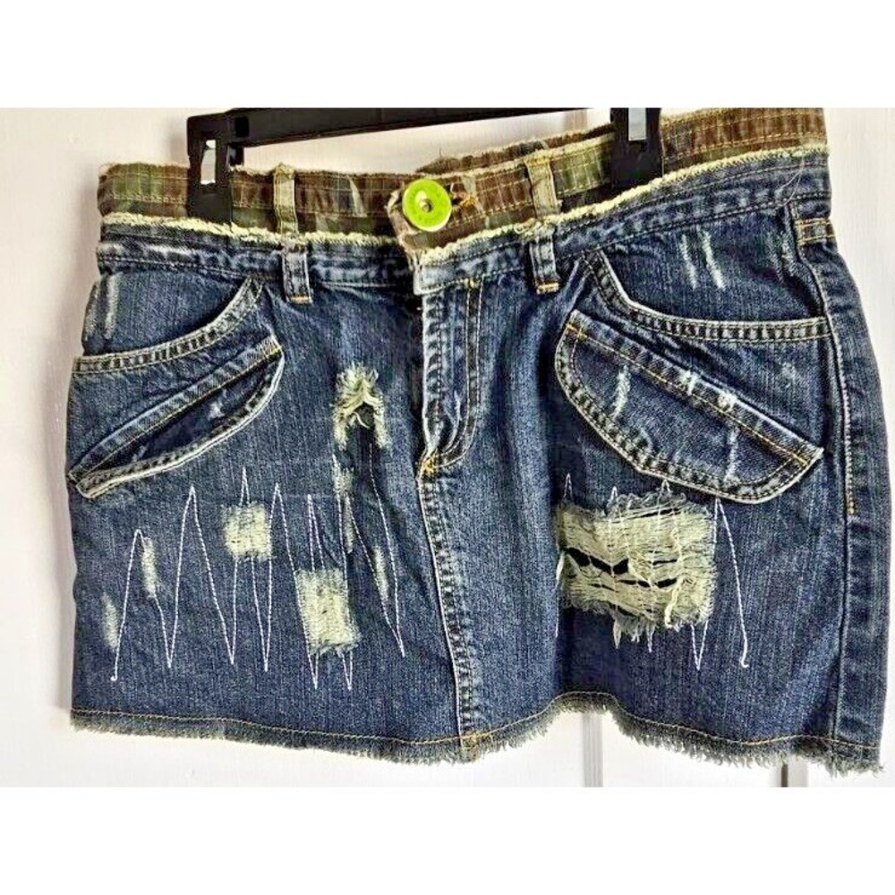 Vtg Dolce‎ & Gabbana Ittierre Denim MINI Skirt Women Sz 10 distressed Italy made